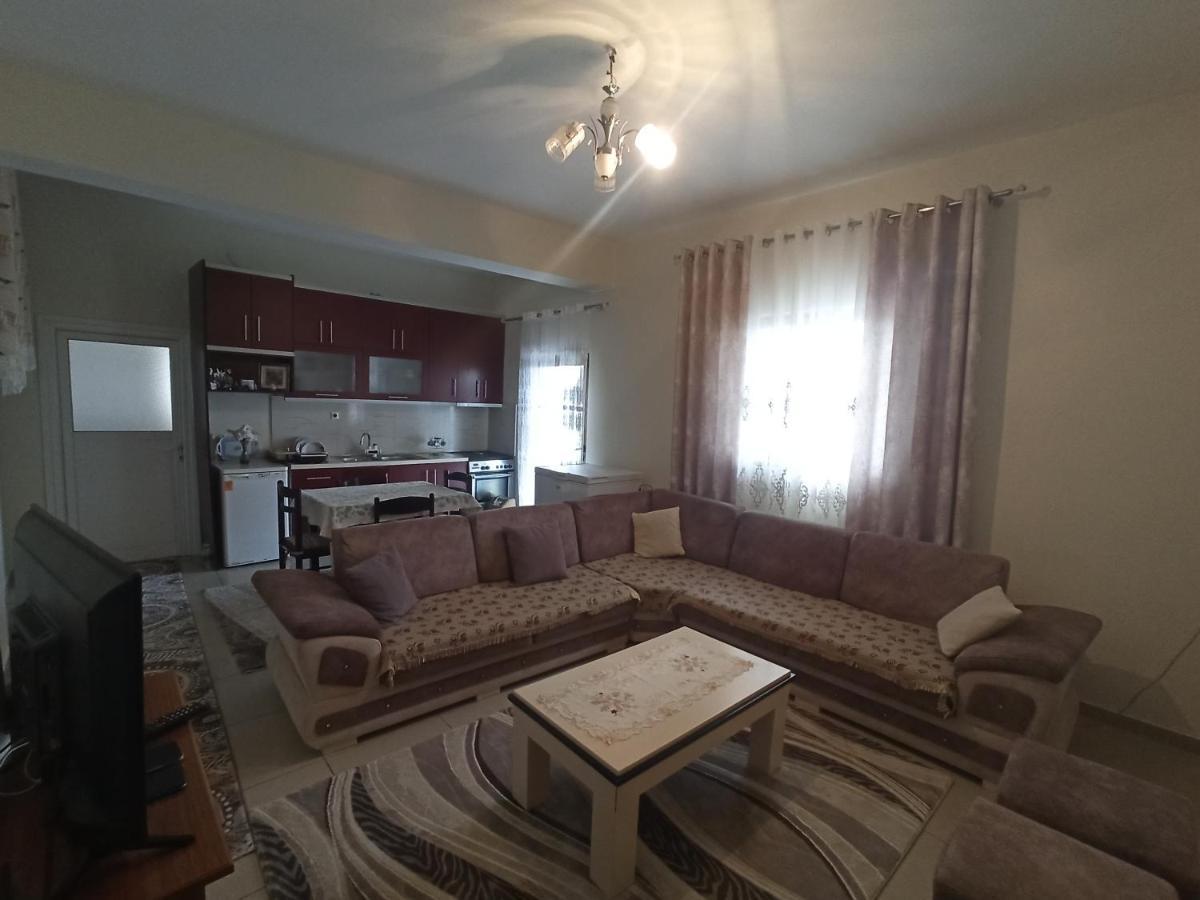 شقة كساميل  في Apartament Gerdani المظهر الخارجي الصورة